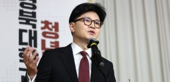 '지지율 박스권' 갇힌 한동훈, 민심 껴안아 '윤심 김문수' '검찰 꼬리표' 넘을까