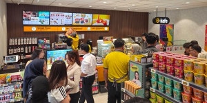 편의점 만년 4위 이마트24 해외 개척, 최진일 K-컬처 앞세워 인도서 승부수