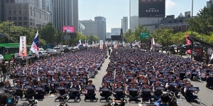 [현장] 금융노조 주 4.5일제 요구 총파업 돌입, 장시간 노동으로는 행복할 수 없어