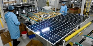 은값 상승으로 태양광 업체 직격타, 중국 제조사들 다른 소재로 대체 서둘러