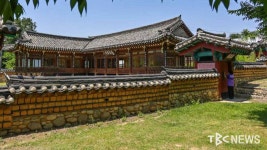 달서구 학산공원 바위정원 개장...자연석 100여 점 배치