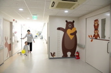 부산백병원, 소아병동 동물캐릭터 단장