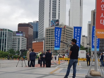 [포토뉴스] 분주한 제2차 전국 의사 총궐기대회 준비 모습