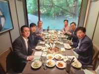 유통협회 원로들이 원하는 차기 수장 덕목은?