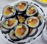 김밥 하나 먹어선 영양상 한 끼 해결 불가