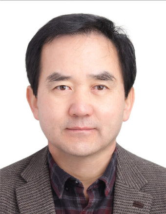 전국 의대교수 85명 8월 말 정든교정 떠난다…제2의 인생 새출발