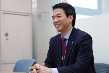 화제의 인물|고요한 세계를 탐험하는 '마린보이'의 스쿠버다이빙