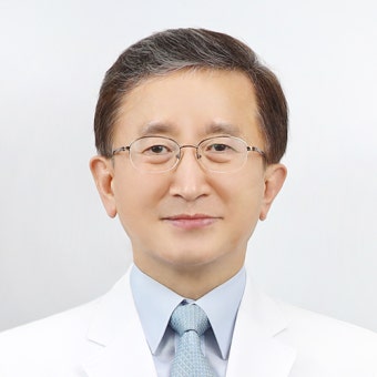 전국 의대교수 136명 2월 말 정든교정 떠난다