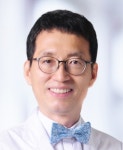 전국 의대교수 104명 8월 말 정든교정 떠난다