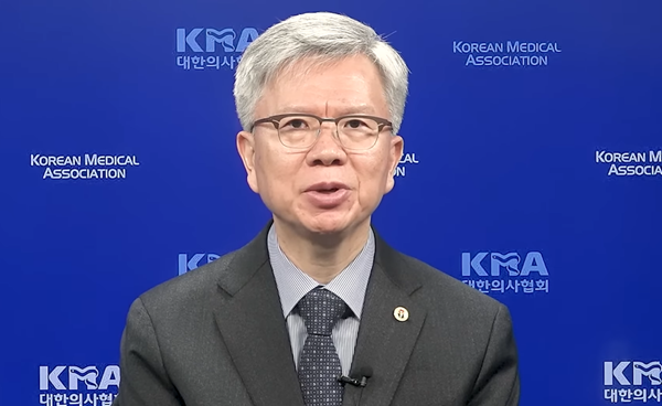 의대생 복귀 논란 속, 의협과 전공의 입장 엇갈려