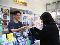 어디서 사죠? 동물약, 약국으로 끌어온 펫코팜 픽업 서비스