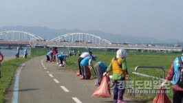 포항 해도동주민센터 직원·주민, 체육공원 정비
