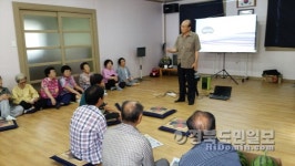 김천 대곡동, 경로당 28개소 수박 전달