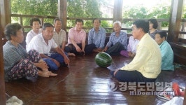 상주 중동면장, 경로당 24개소 방문 수박 전달