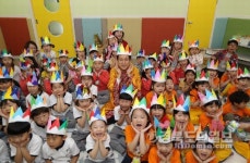 포항시립도서관 북토크 문화갈증 채우고 힐링하고…