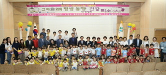 올바른 치아관리로 건강미소 잃지 마세요