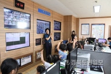 영덕署, 강구어린이집 원생 경찰활동 체험 견학