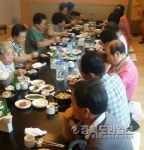 경주 귀하한정식, 어르신 초청 삼계탕 대접