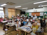 재미있는 전통한지공예 체험해요