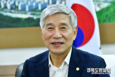 시민과 함께하는 열린의회로 자치 완성