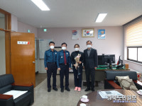 울진경찰서, 보이스피싱 예방한 우체국 직원 감사장 전달