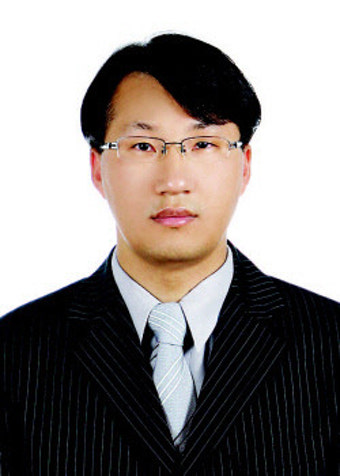 국회 야당 법사위원들 대통령실 방문으로 탄핵 청문회 요구 선포, 대응 잇따라