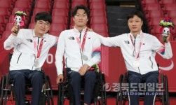 포항출신 김현욱, 도쿄패럴림픽 탁구 은메달 쾌거