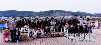 구미 해평중, 지산 샛강서 사제동행 꽃길 걷기 행사