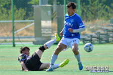 포항 아재들, 코로나 걷어차는 힘찬 불꽃슛