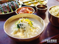 무더운 여름 입맛 돋우는 안동 건진국수