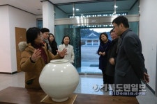 청송사과축제서 청송백자 구경해요