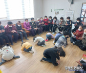구미 덕촌초등학교, 오늘은 저희들이 손자·손녀 되어 드릴게요