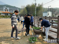 청도 매전중학교, 꽃도키우고 사제간에 사랑도 키워요