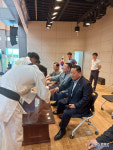 선배들의 정신 이어받아 훌륭한 선수 돼 주세요