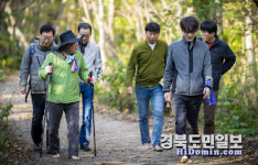 울릉섬 숲길 맨발로 걸으며 몸·마음 건강 챙기자