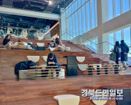 포항지진 치유와 위로의 상징으로 세워진 도서관