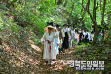 영주 소백산 죽령옛길 걷고 가가호호 힐링도 즐기고