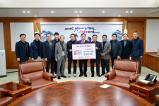 김천한우협회·대자연한우프라자, 이웃돕기 성금 전달