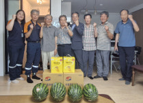 포스코 STS제강부, 초복 맞아 제철동 경로당에 수박 나눔