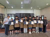 상주상희학교 땀 흘린실습 학생8명 장학금 전달