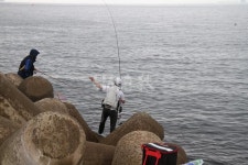 낚시춘추, 연재_이성규의 enjoy 방파제 캠핑 6-거제 지세포방파제