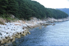 낚시춘추, 연재_이성규의 enjoy 방파제 캠핑 7-거제 구조라 빨간등대 방파제 작년 말 완공된최신 캠핑낚시터