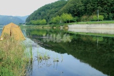 낚시춘추, 경북_청송 용전천-보기에 붕어 별로 없을 것 같죠? 밤만 되면 달라지고 새벽에는 난리 나요!