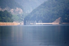  낚시춘추, 연재_김범철 교수의 호수의 과학 21-파로호의 사례 부댐 건설에 의한 수질생태계 개선