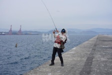  낚시춘추, 포항 영일만항북방파제 특보 _ 낮에 볼락이 쏟아진다 (Angler) 