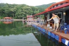  낚시춘추, 창간특집_낚시인구 700만 시대의 꿈-낚시터 운영자의 바람 미래의 낚시터는 아이들이 뛰노는 가족의 공간