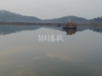 충남 태안 죽림지_물낚시 현황 폴대 푹푹 빠지는 뻘바닥에서만 입질이