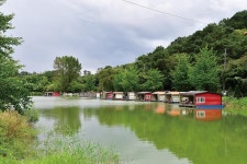 손태성의 유료터 탐방_양평 수곡낚시터 물 맑고 단풍철에 환상적 분위기 연출
