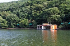 [충북 괴산 신흥지] 물 맑고 경치 좋고 에어컨 낚시터가 여기구나