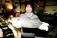 [이색 낚시터] 화성시 화성락실내바다낚시터_감성돔, 방어가 제철이구나!